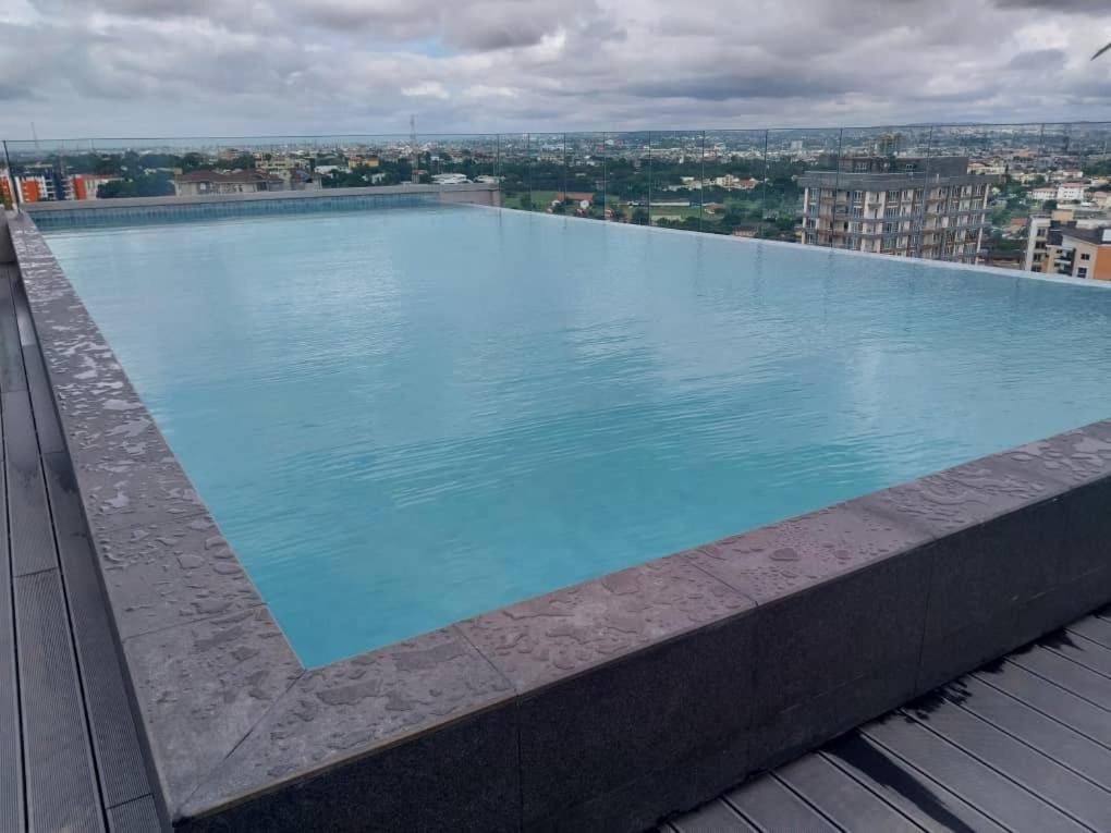 The Lennox Suites By Cozy Accra Kültér fotó
