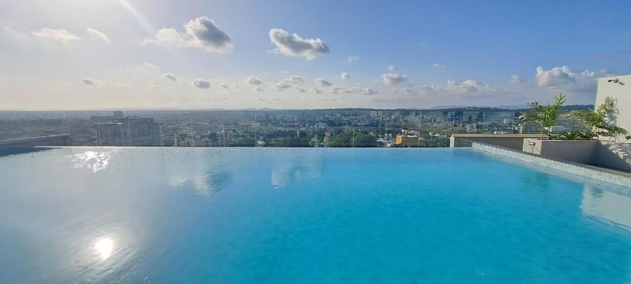The Lennox Suites By Cozy Accra Kültér fotó