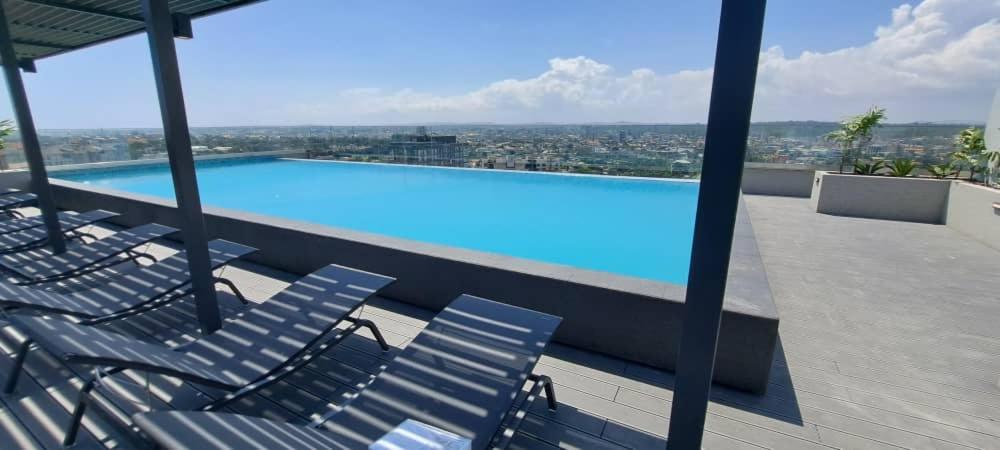 The Lennox Suites By Cozy Accra Kültér fotó
