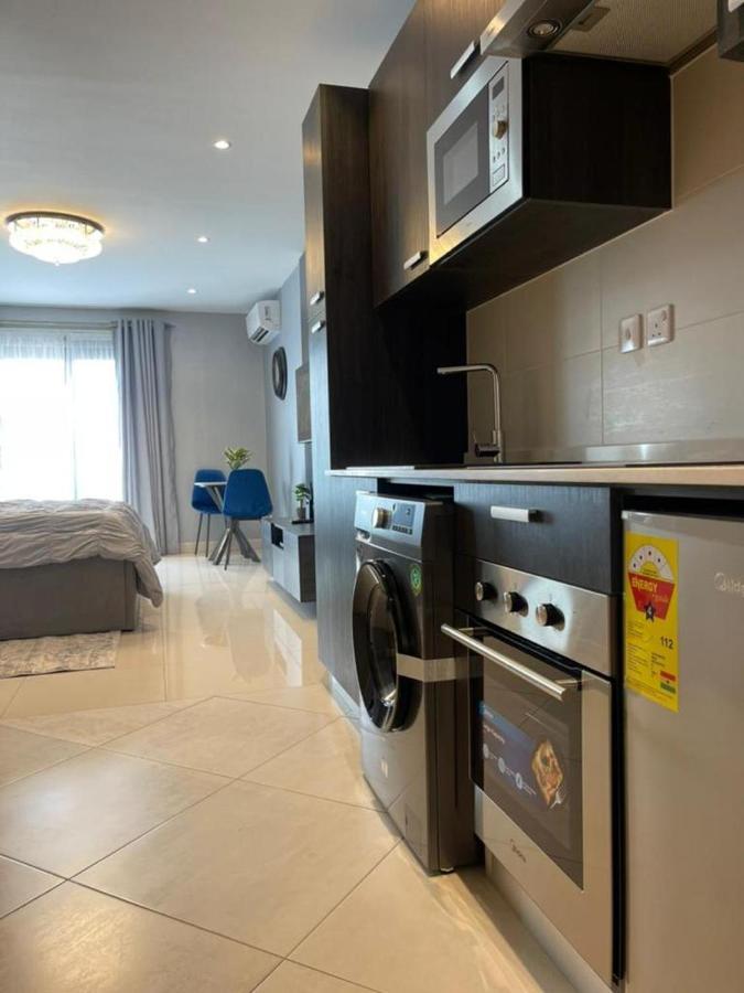 The Lennox Suites By Cozy Accra Kültér fotó