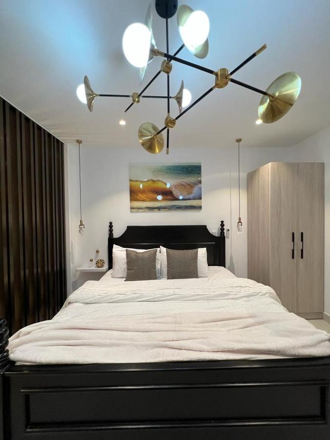 The Lennox Suites By Cozy Accra Kültér fotó