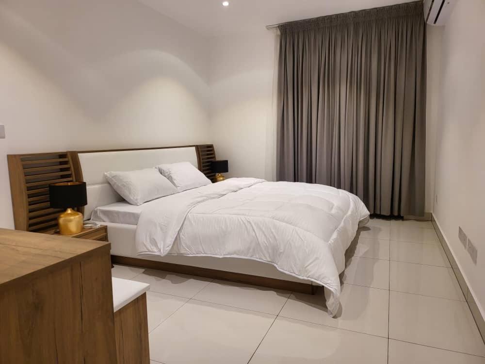 The Lennox Suites By Cozy Accra Kültér fotó