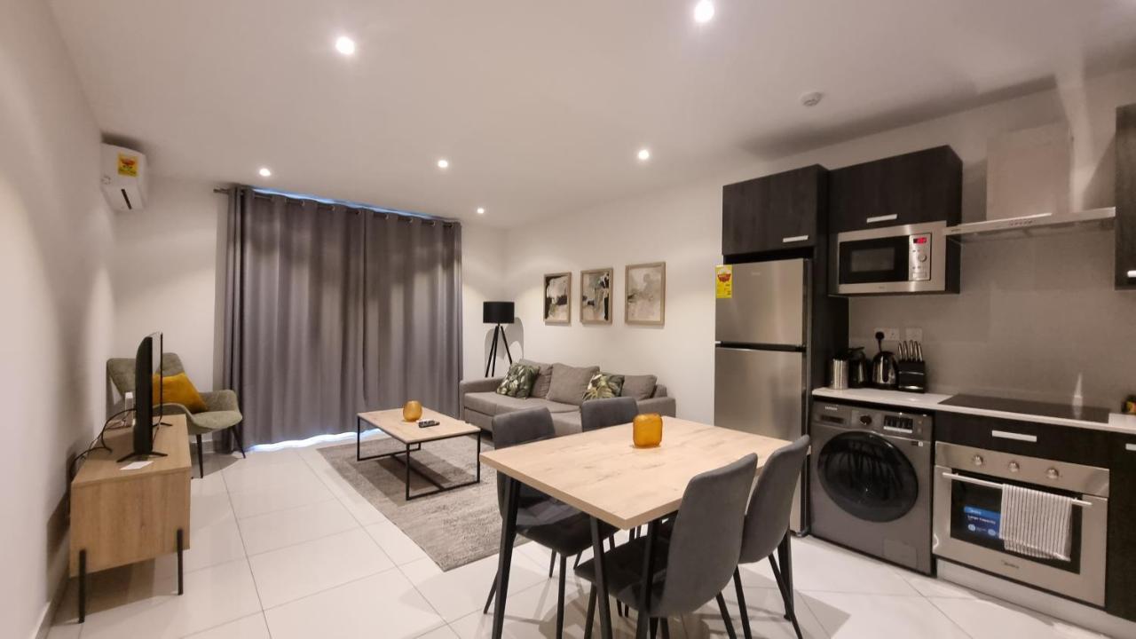 The Lennox Suites By Cozy Accra Kültér fotó