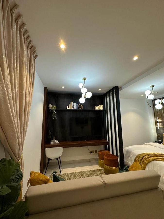 The Lennox Suites By Cozy Accra Kültér fotó