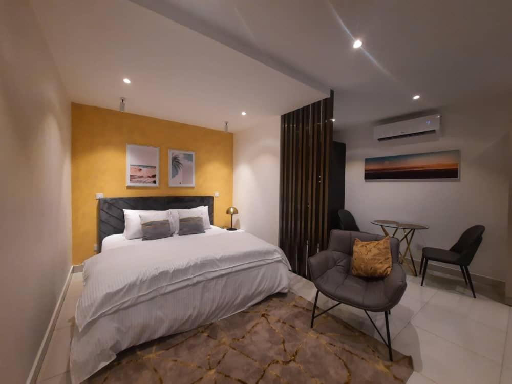 The Lennox Suites By Cozy Accra Kültér fotó