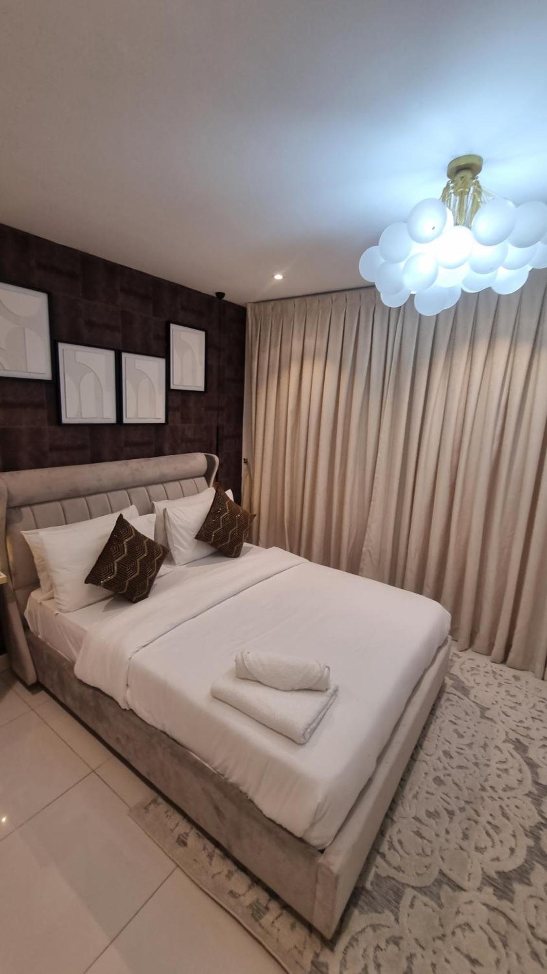The Lennox Suites By Cozy Accra Kültér fotó